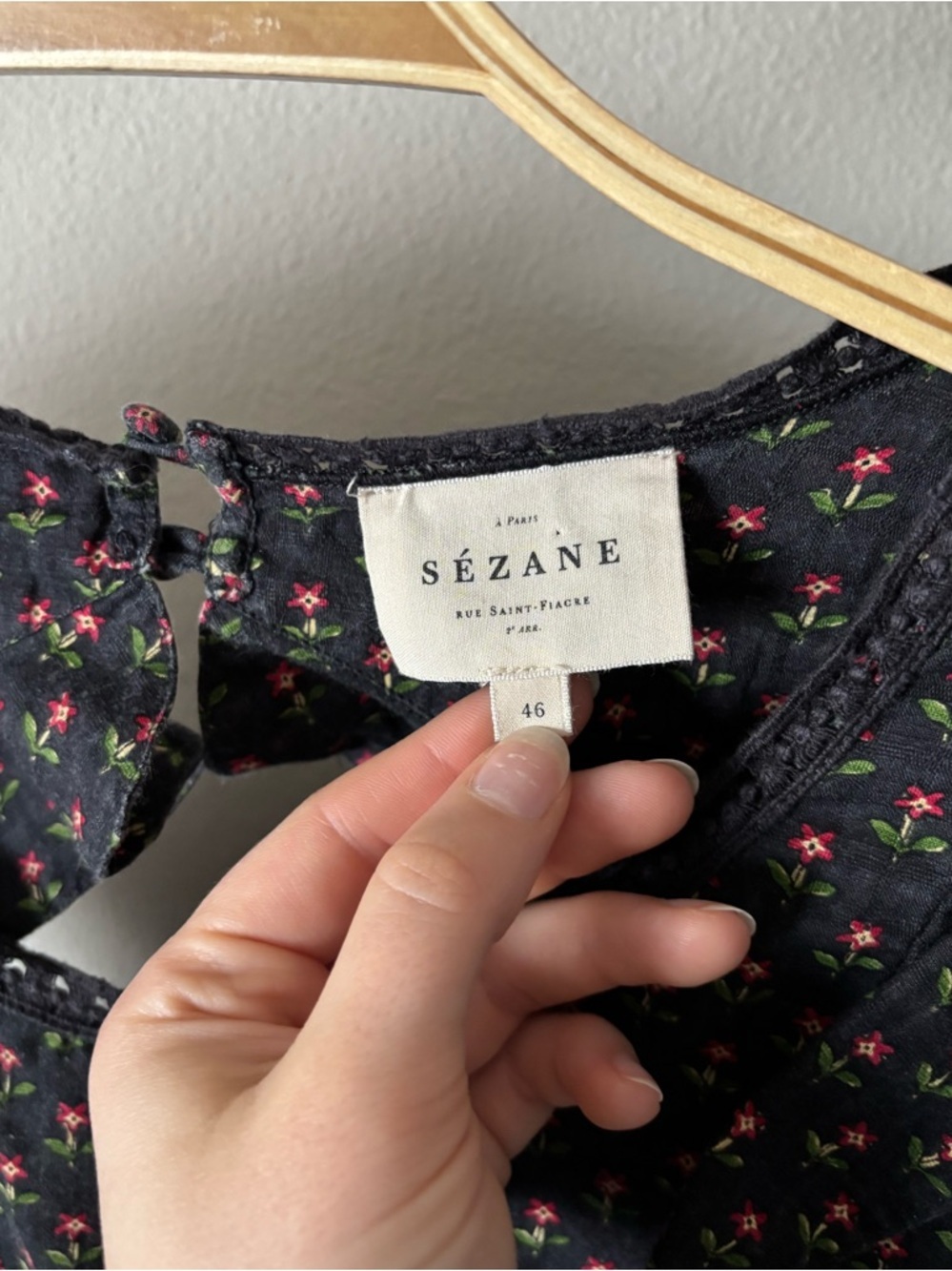 Sezane Florencina Black Red Cotton Cottagecore Ruffle Floral Blouse Size 46/XXXL - Picture 5 of 9